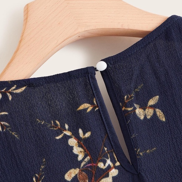 PLUS boho floral ruffle sleeve smock top Navy - Picture 3 of 4